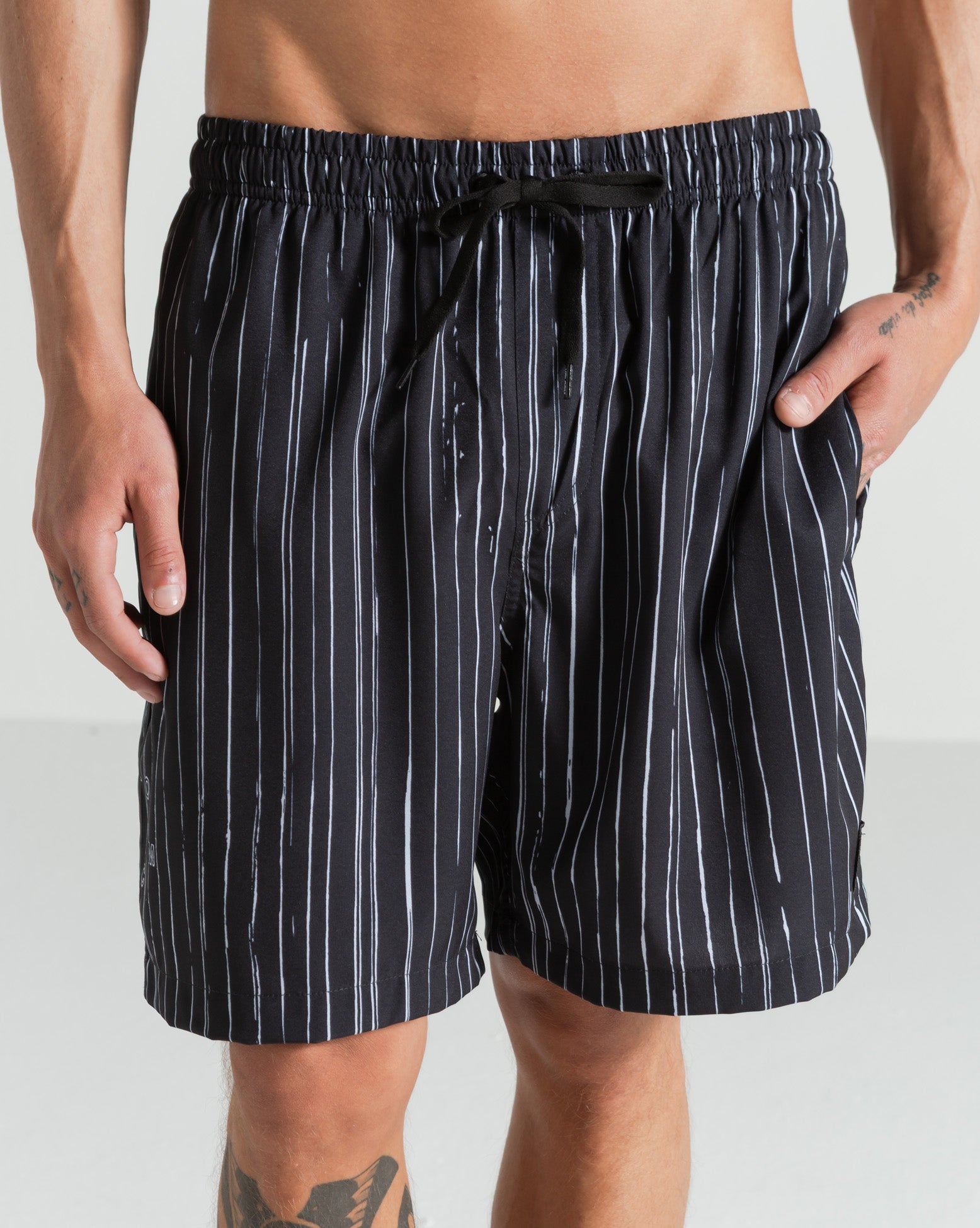 Shorts Volcom Psych Preto - Volcom Brasil - Loja Oficial