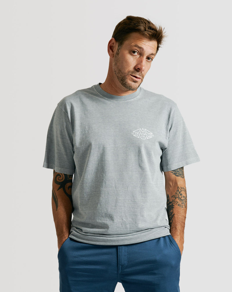 Camiseta Volcom Regular Peak