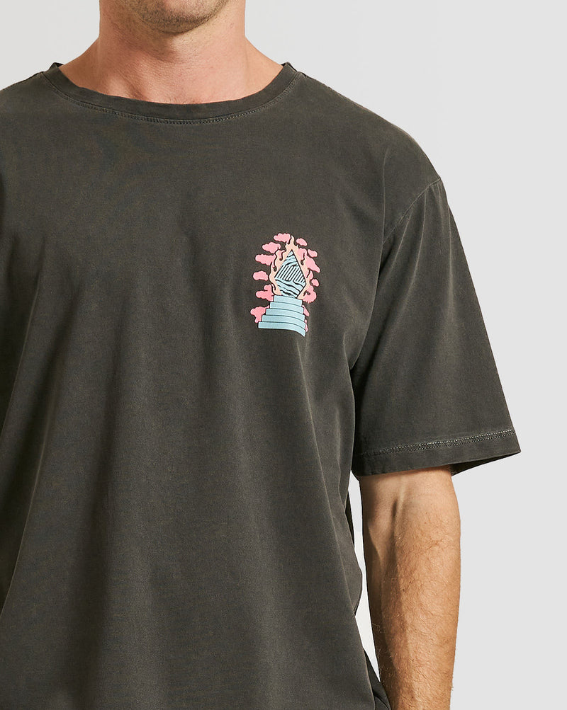 Camiseta Volcom Regular Altarium Preta