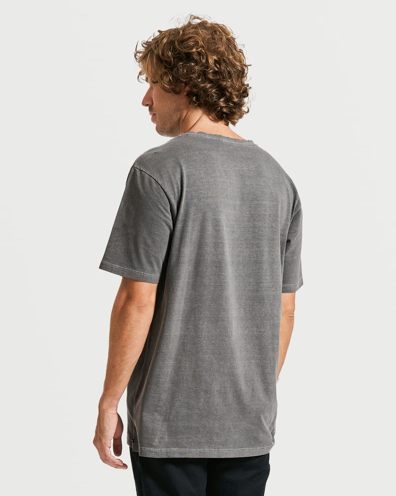 Camiseta Volcom Regular Skiddz Preta