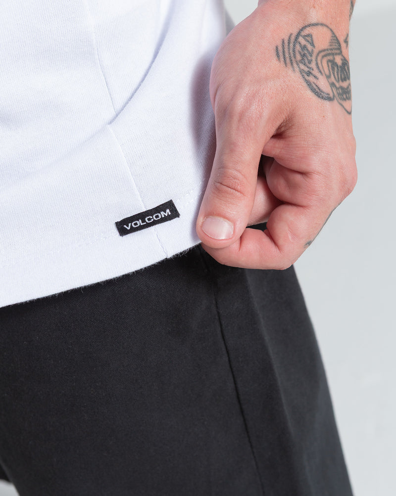Camiseta Volcom Comfort Fit Rockout Branca