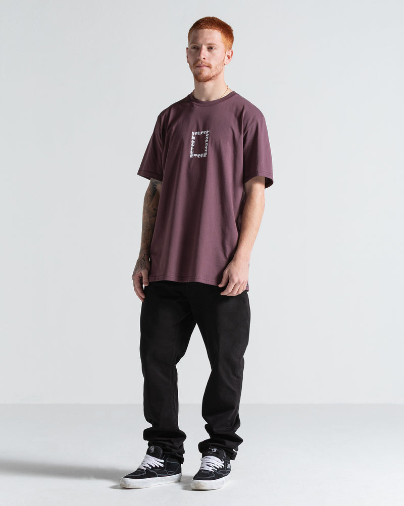 Camiseta Especial Volcom Corner Stone Bordô