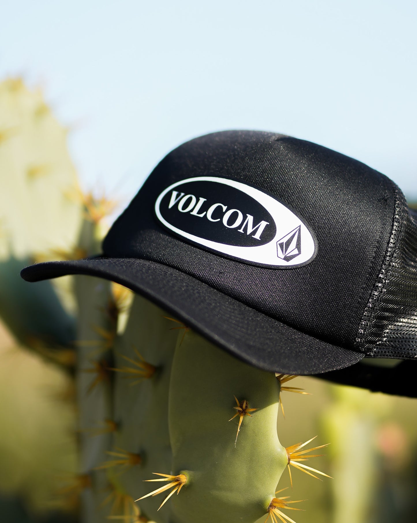 Boné Volcom Oval It Trucker Preto