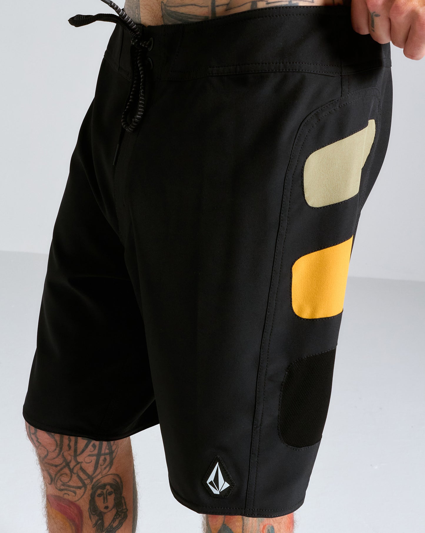 Boardshort Volcom Surf Vitals Yago Dora Black Combo