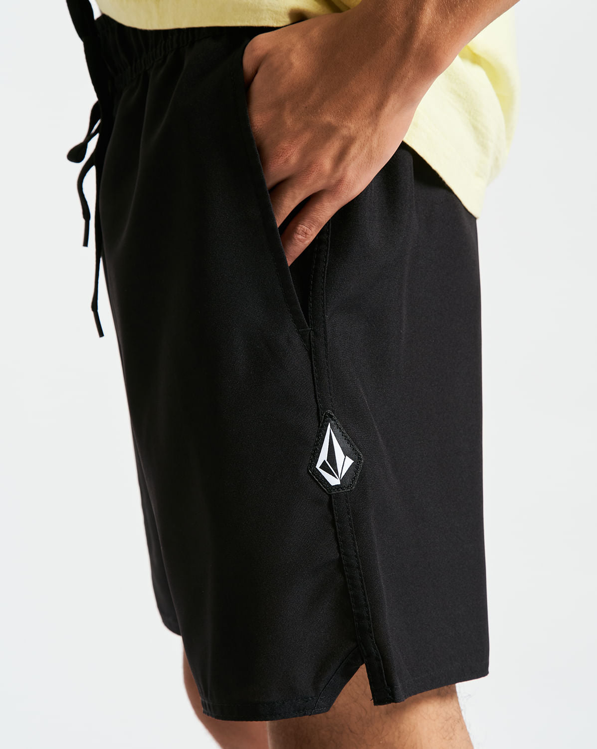 Shorts Volcom Solid Stone Preto