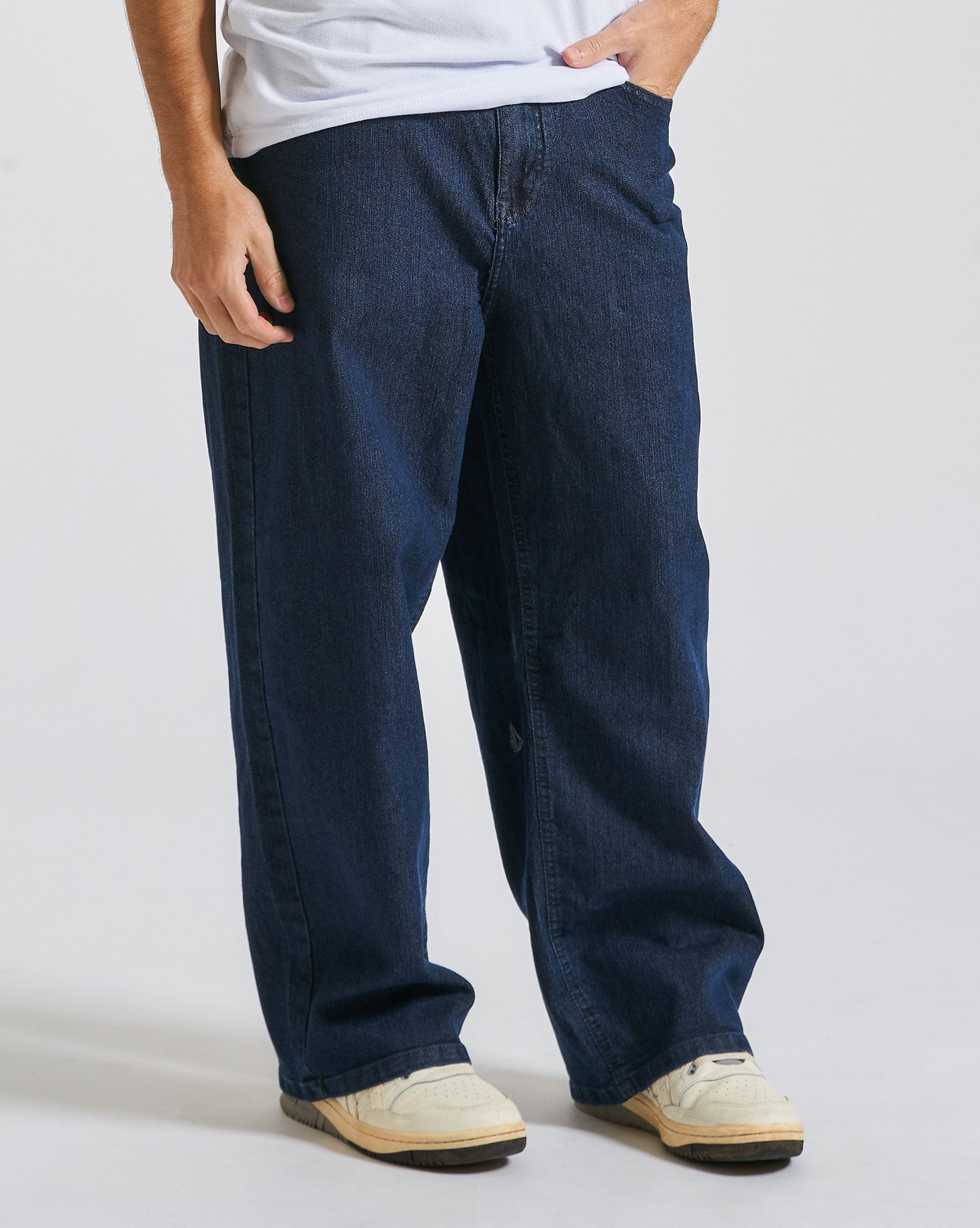 Volcom Brand Jeans: Jaquetas, Calças e Bermudas em Jeans Volcom Brand Jeans: Jaquetas, Calças e Bermudas em Jeans