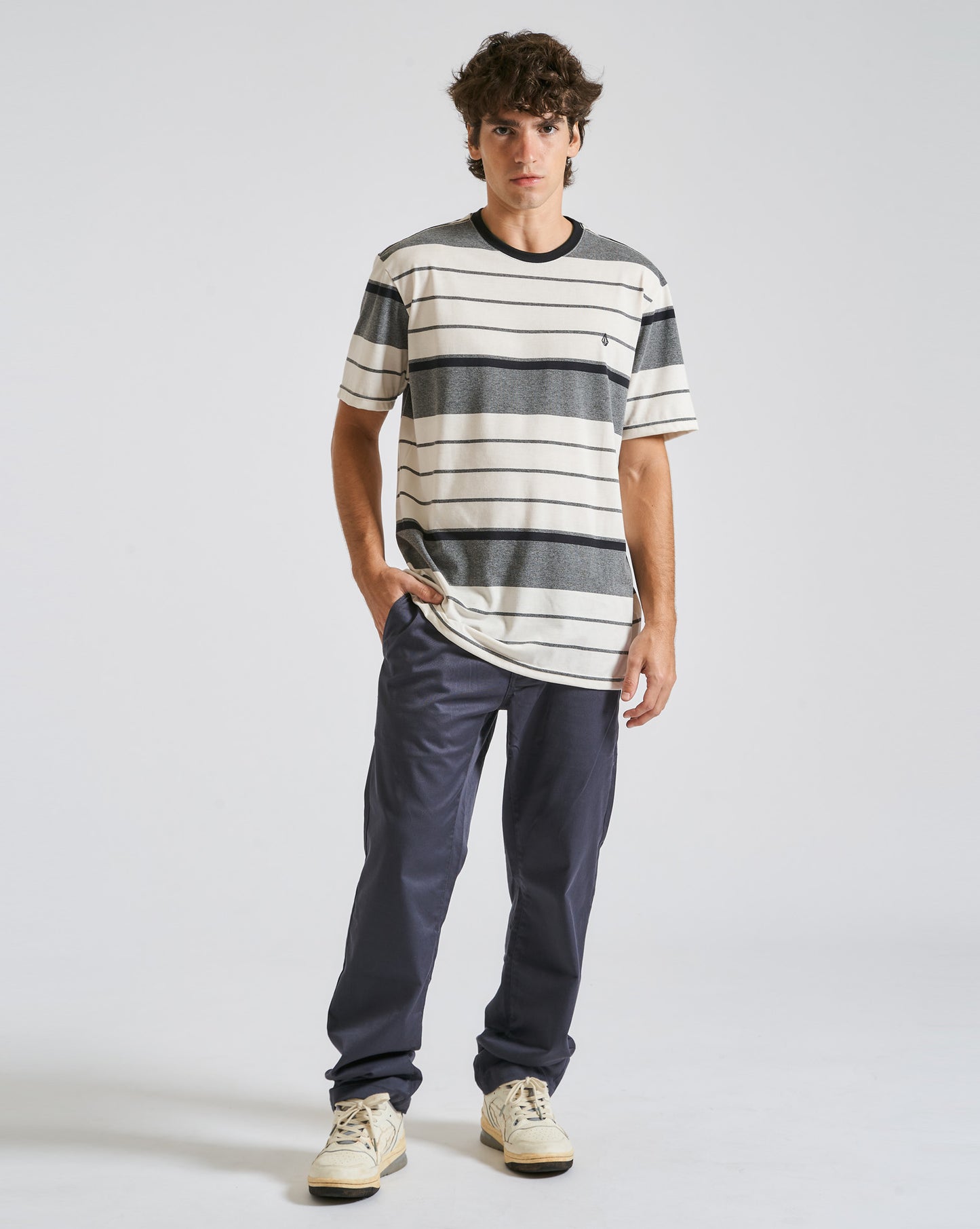 Calça Volcom Frickin Modern Stretch Chino Charcoal