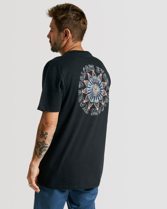 Camiseta Volcom Regular Star Shields Preta