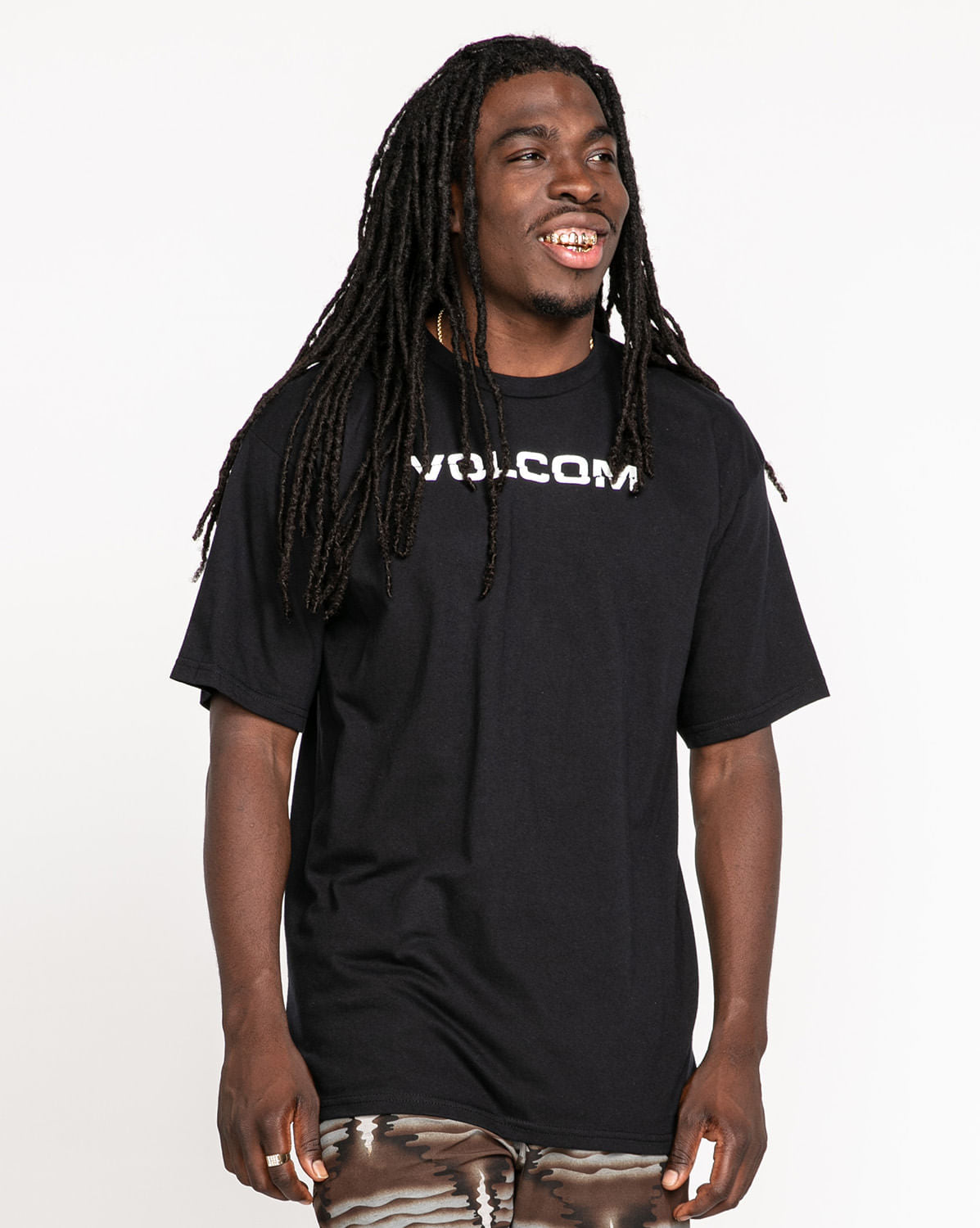 Camiseta Volcom Regular Ripp Euro Preta