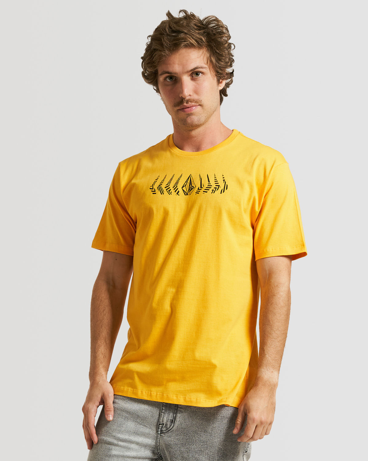 Camiseta Volcom Regular Traces Amarela