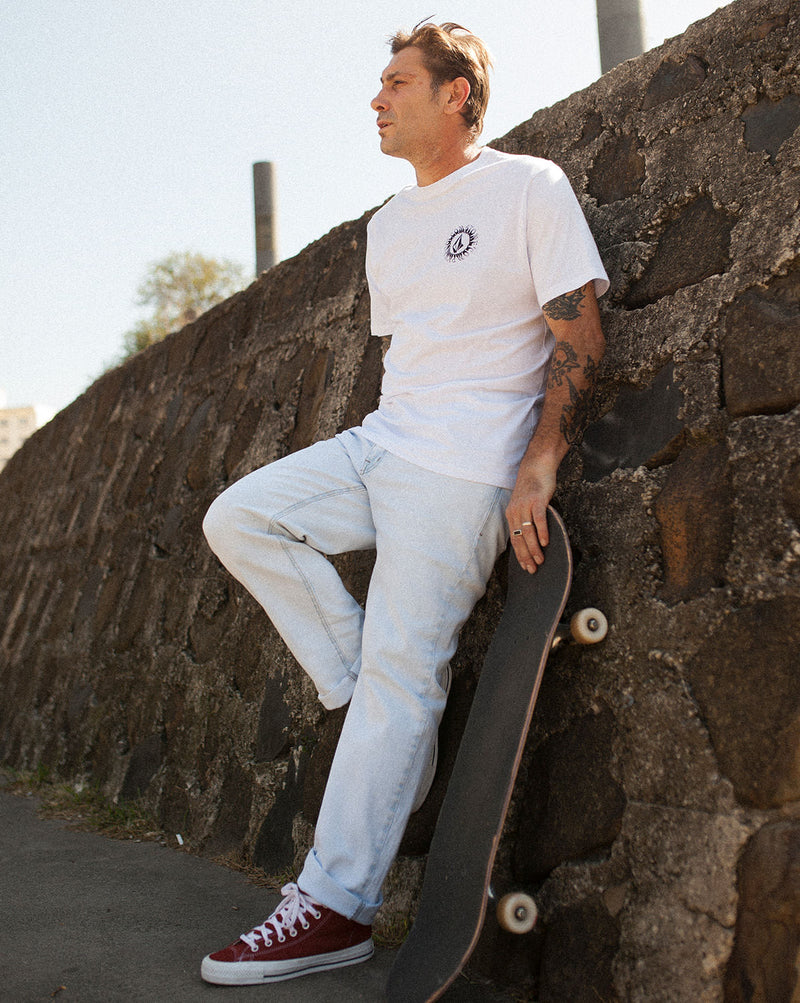 Camiseta Volcom Regular Exuder Branca