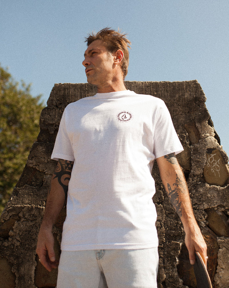 Camiseta Volcom Regular Exuder Branca
