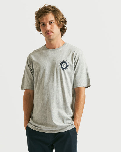 Camiseta Volcom Regular Sunrizer Cinza