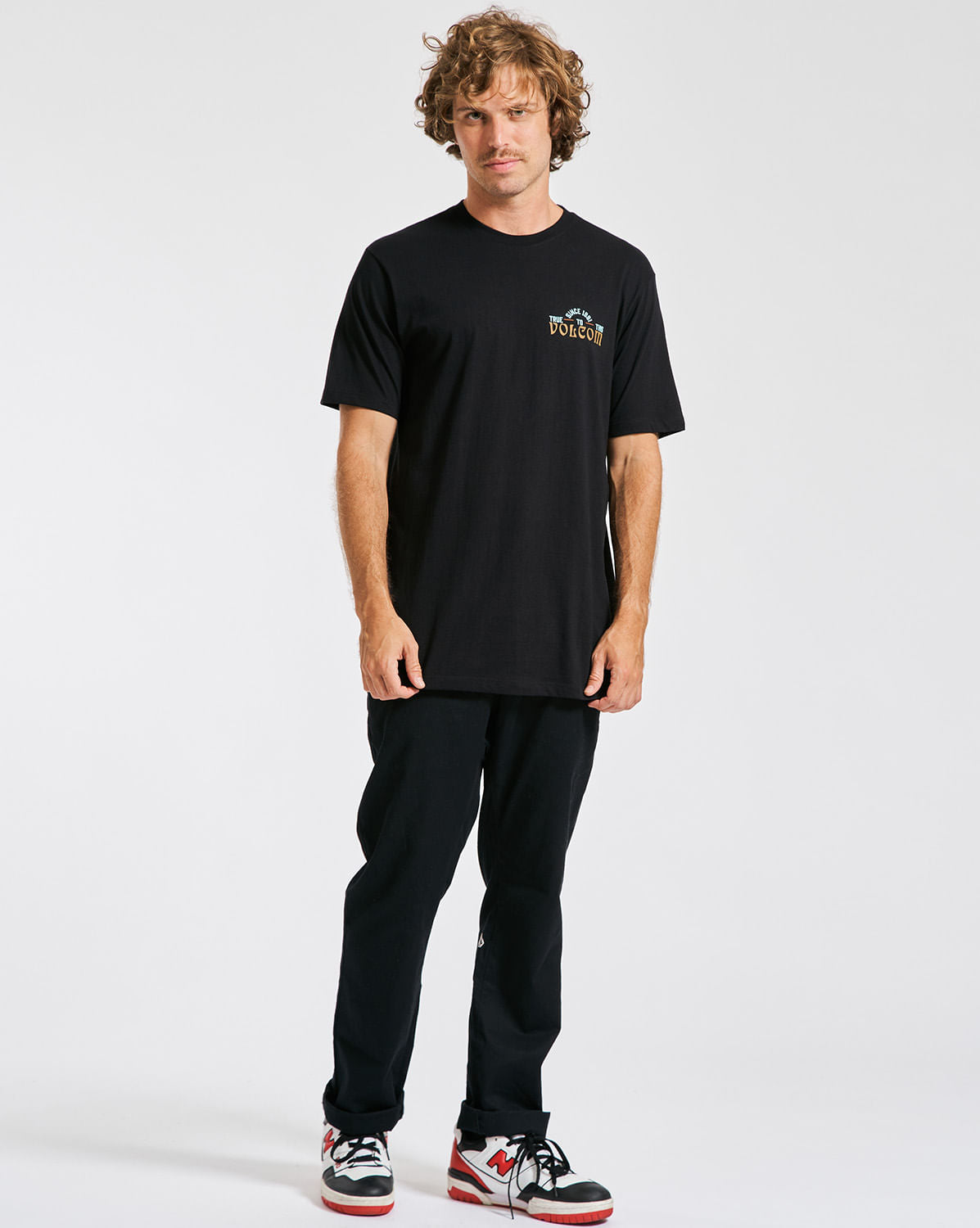 Camiseta Volcom Regular Legend Preta