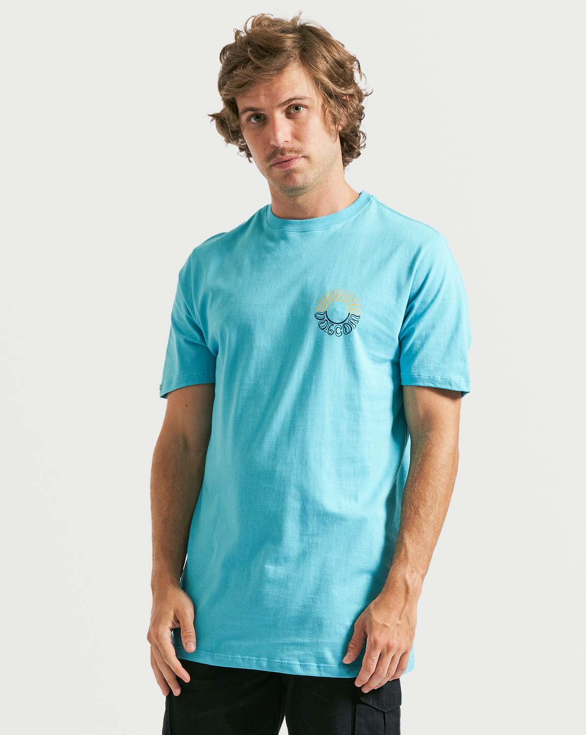 Camiseta Volcom Slim Glass Off Azul Claro