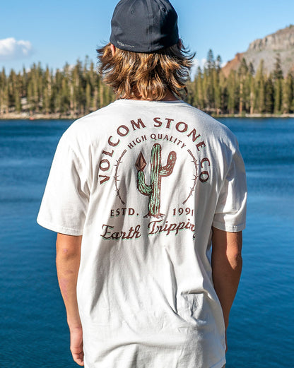 Camiseta Volcom Long Fit Prickly Off White