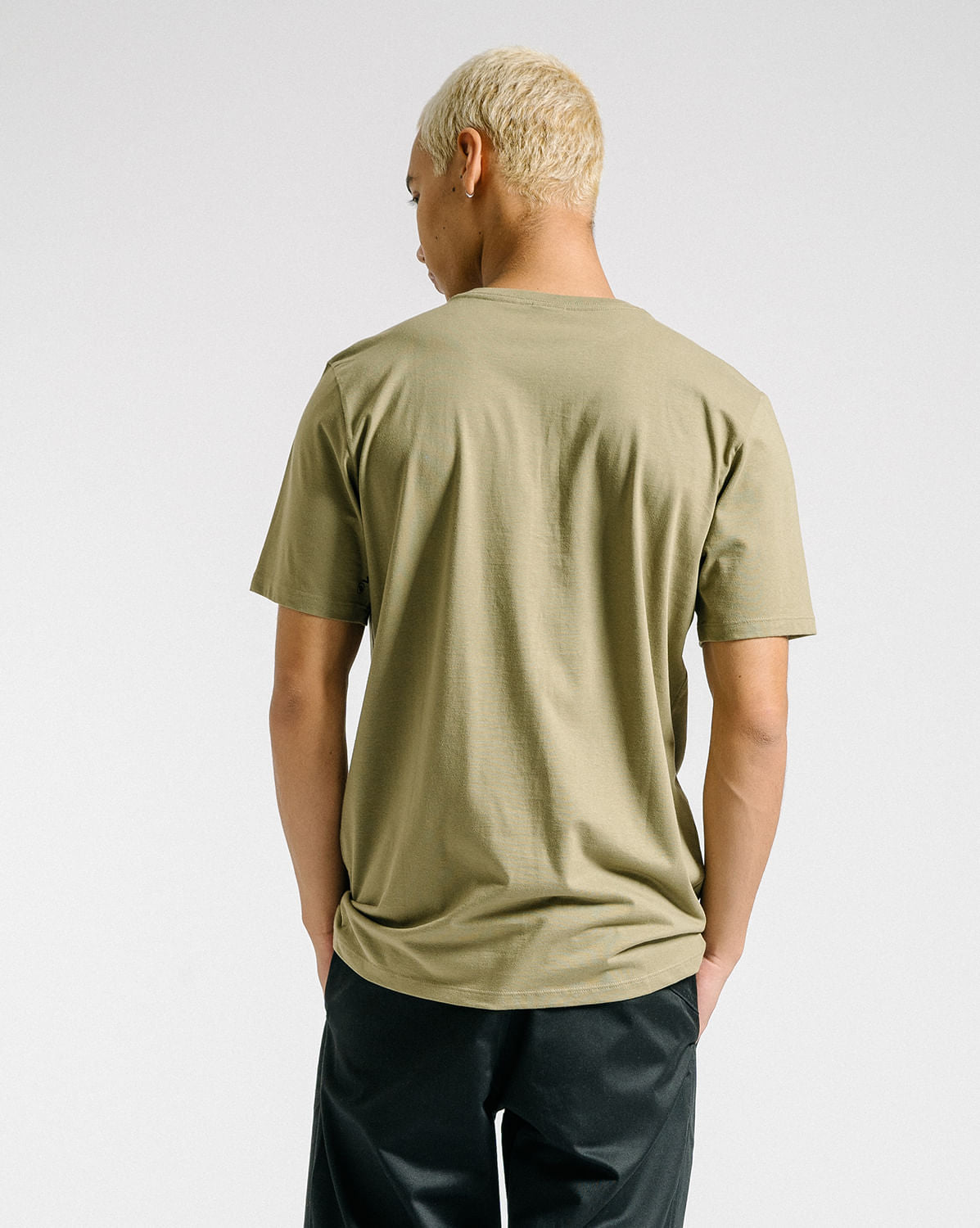 Camiseta Volcom Regular New Style Militar