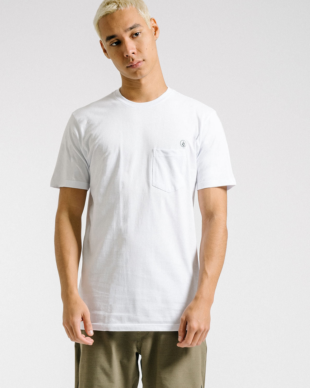 Camiseta Volcom Long Fit Solid Pocket Branca