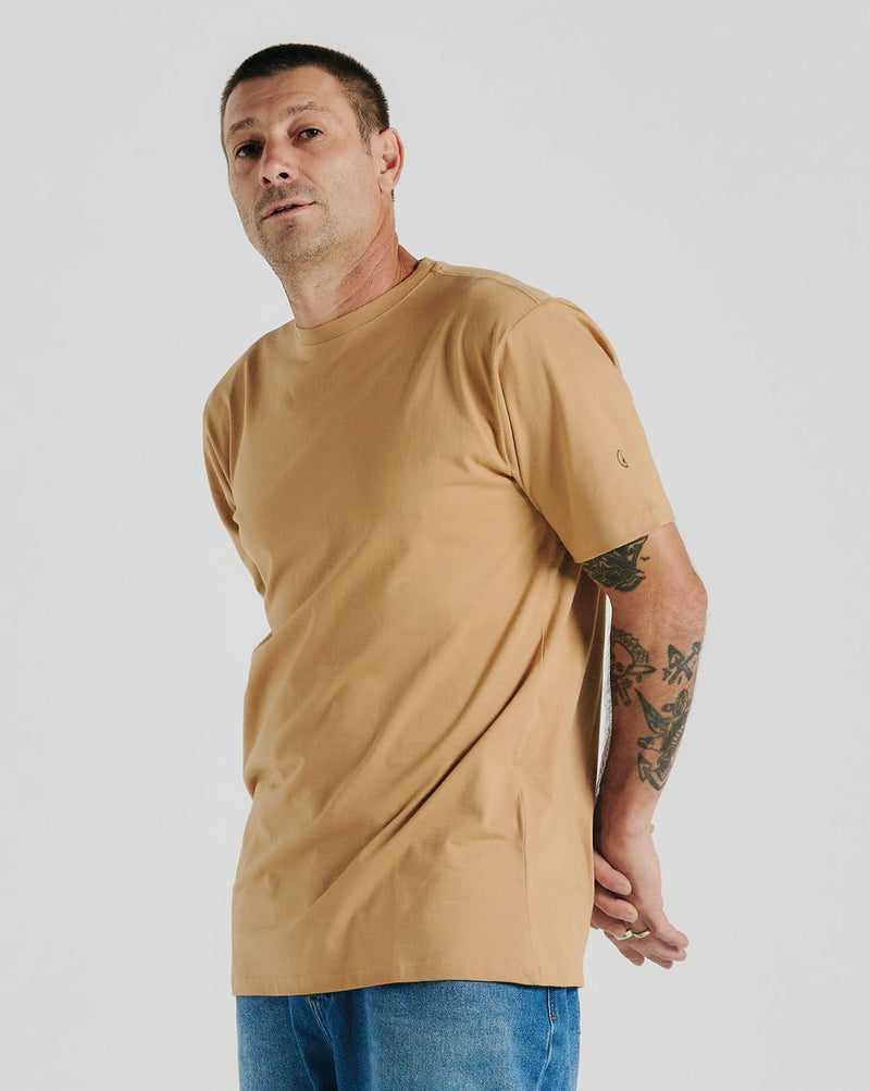 Camiseta Volcom Solid Stone Caramelo