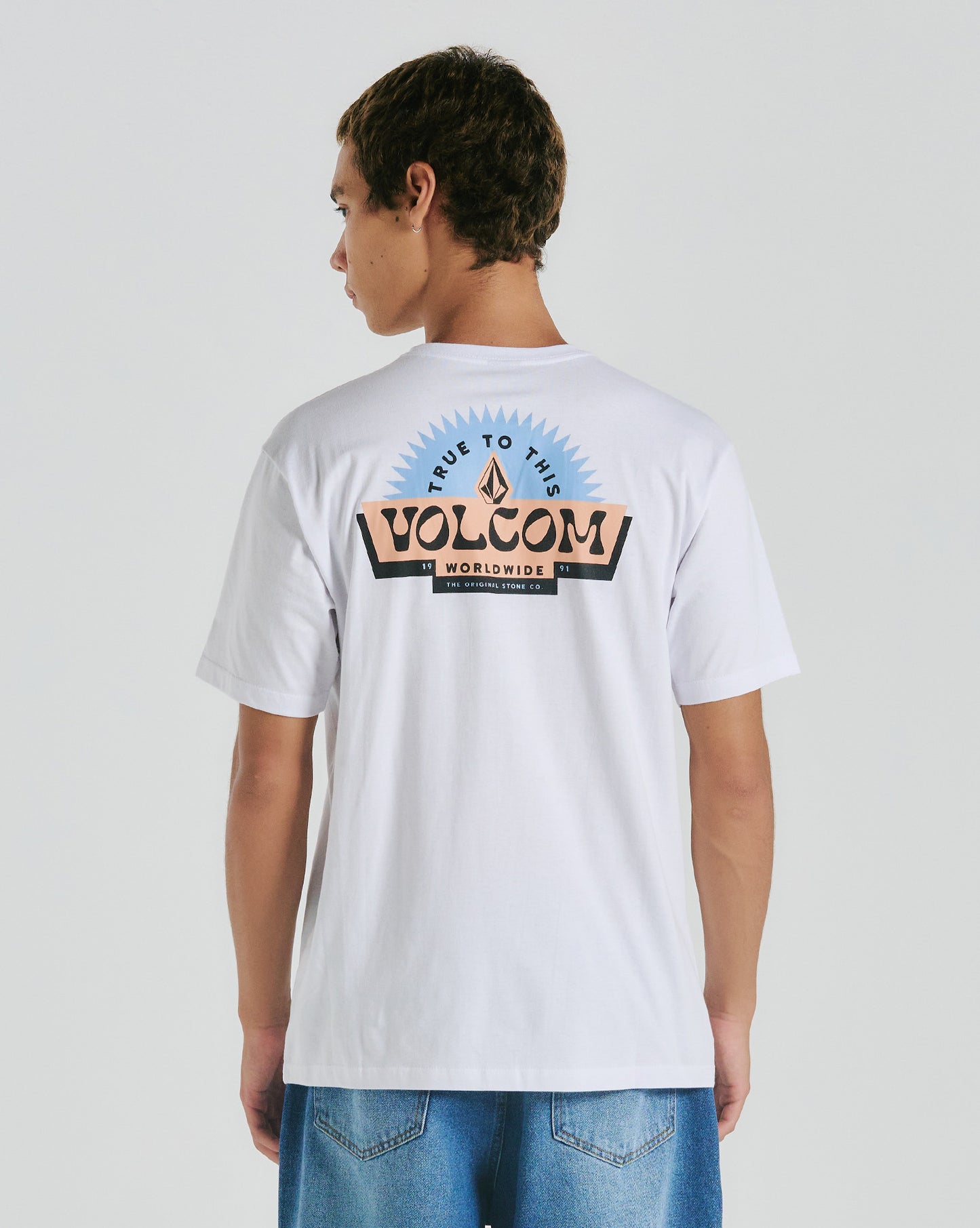 Camiseta Volcom Shaped Up Branca