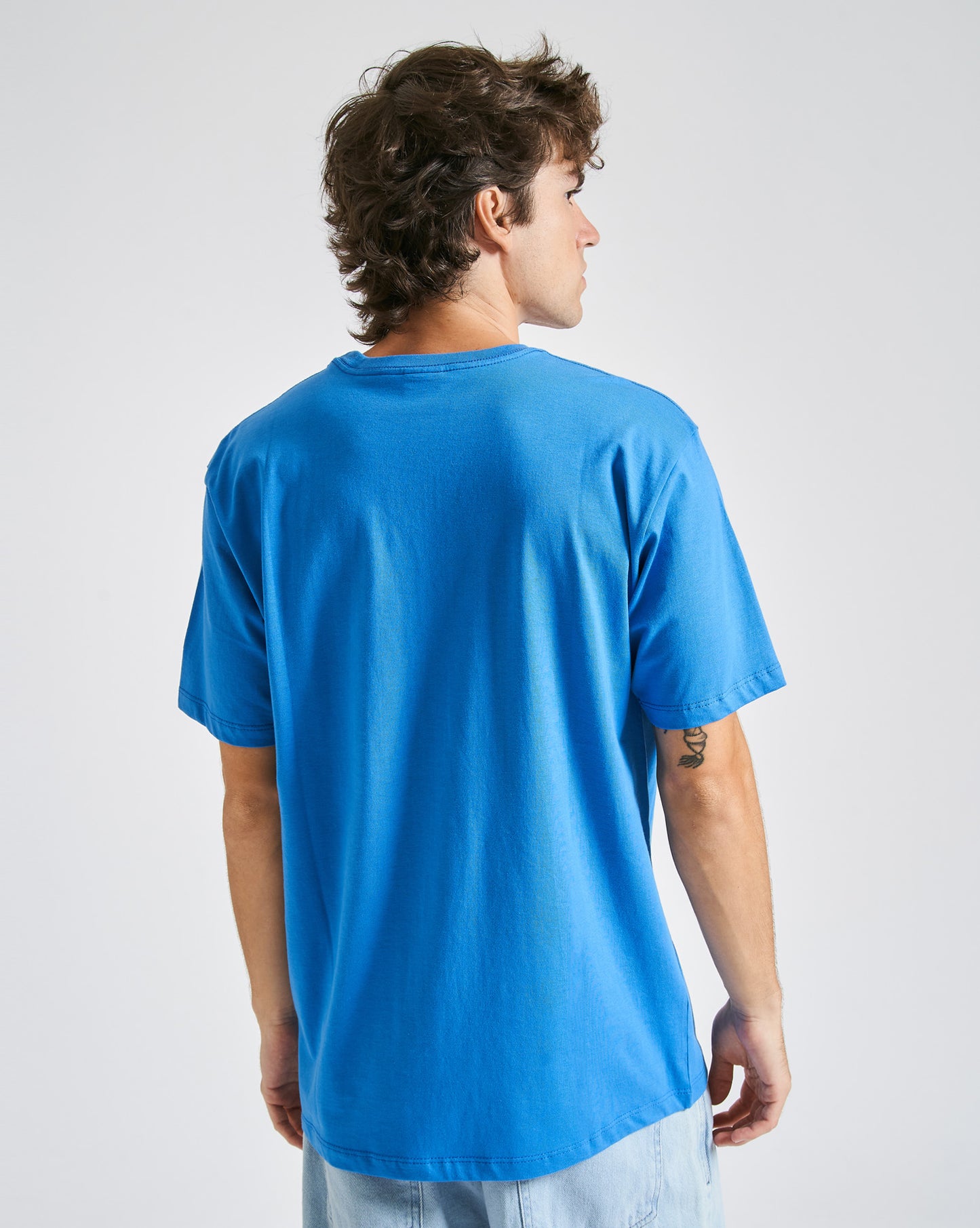 Camiseta Volcom Bringit Azul Royal