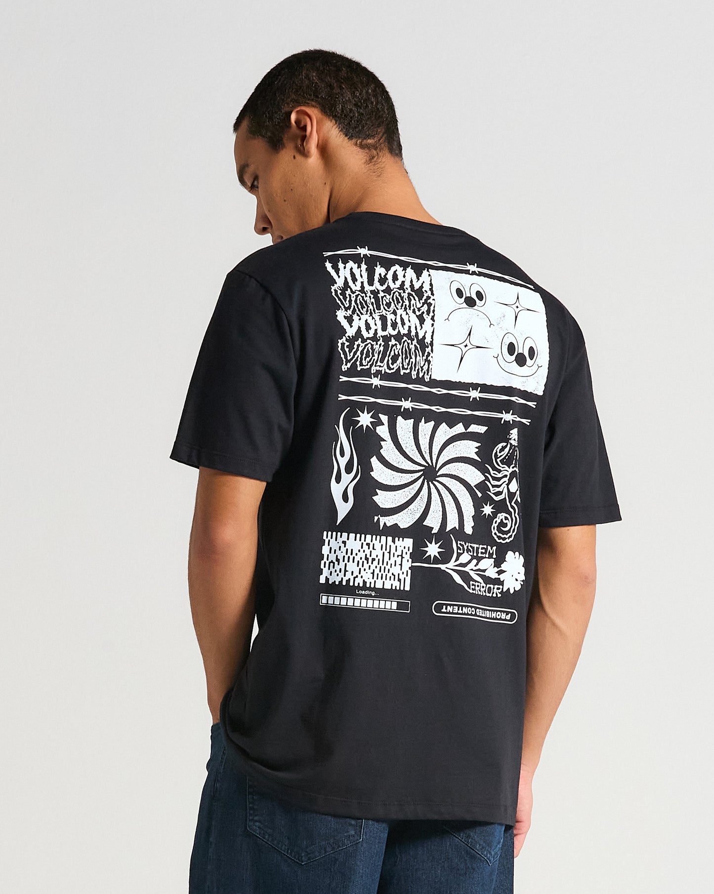 Camiseta Volcom System Error Preta