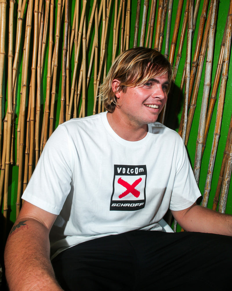Volcom Guy Camiseta Volcom Schroff X Volcom Branca - Volcom Brasil - Loja Oficial