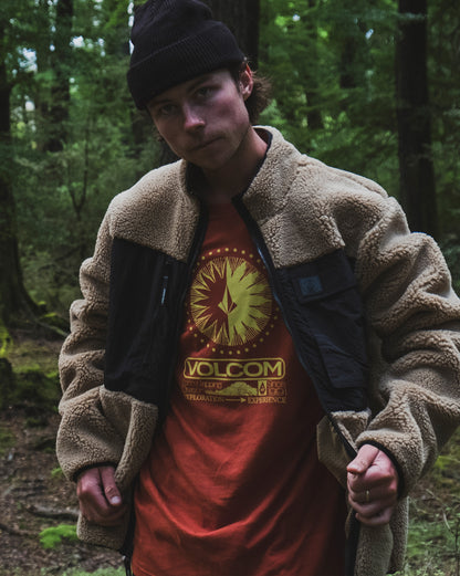 Camiseta Volcom Out There Vermelha