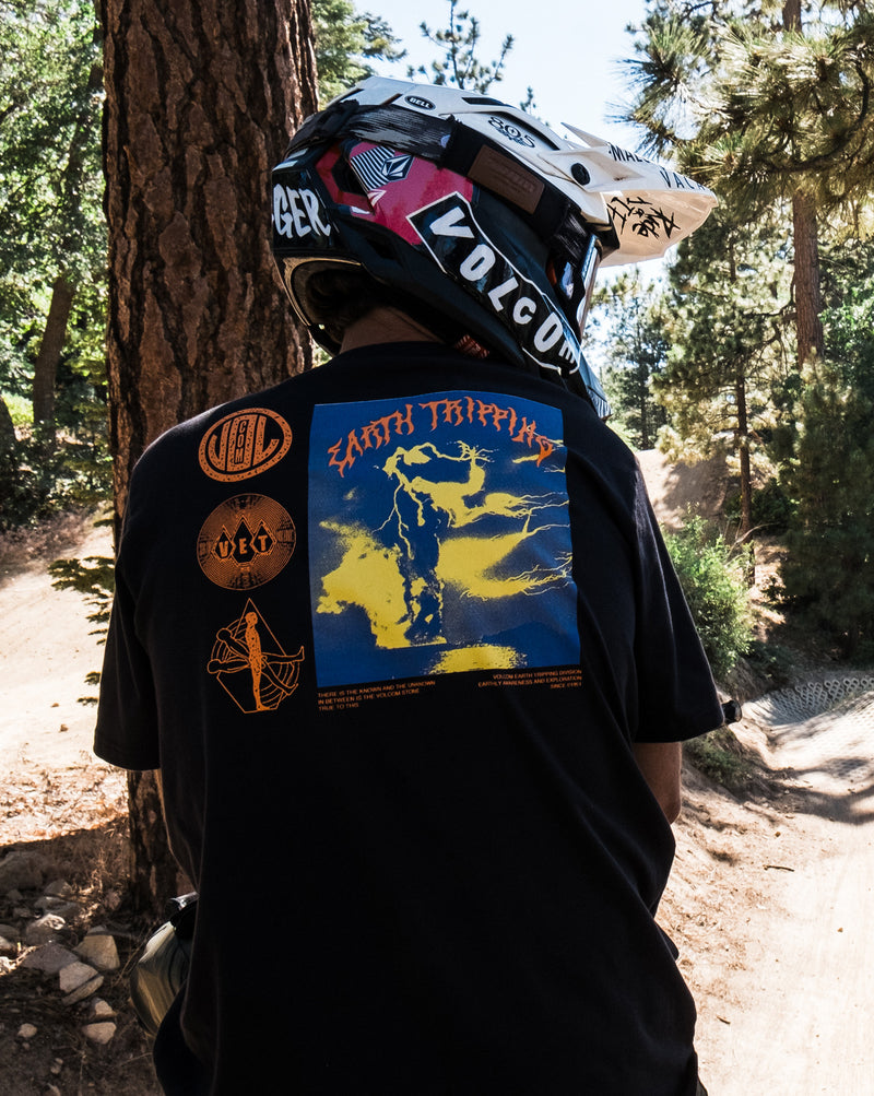 Camiseta Volcom Distance Preta