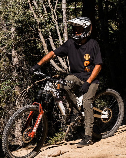 Camiseta Volcom Distance Preta