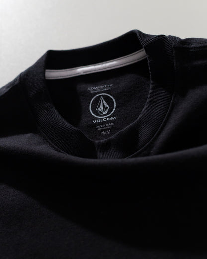 Camiseta Comfort Fit Volcom Circle Solid Preta