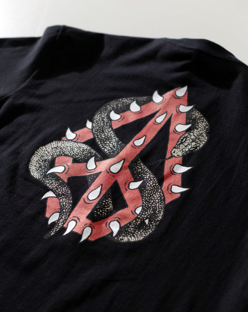 Camiseta Comfort Fit Volcom Snake Peace Preta