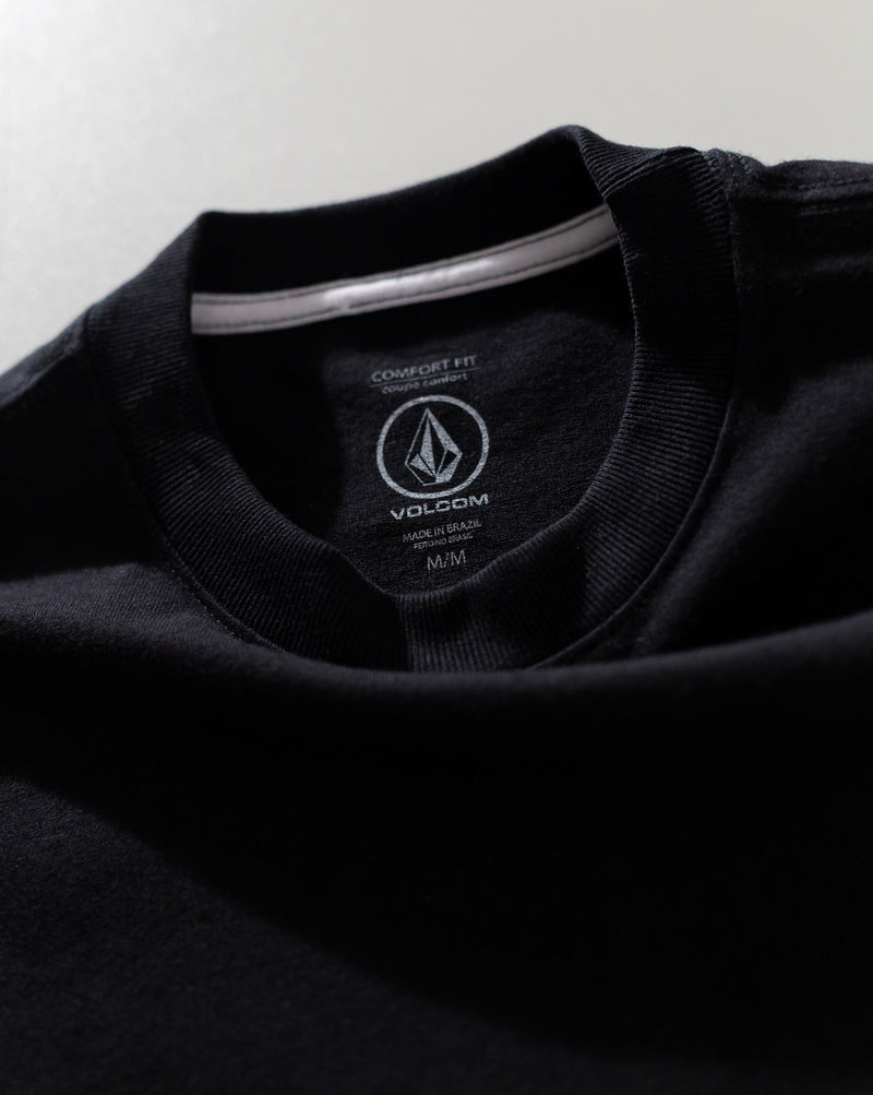 Camiseta Comfort Fit Volcom Fenderbender Preta
