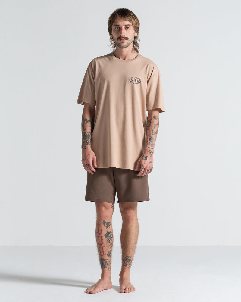 Camiseta Regular Volcom Clean Sweep Bege