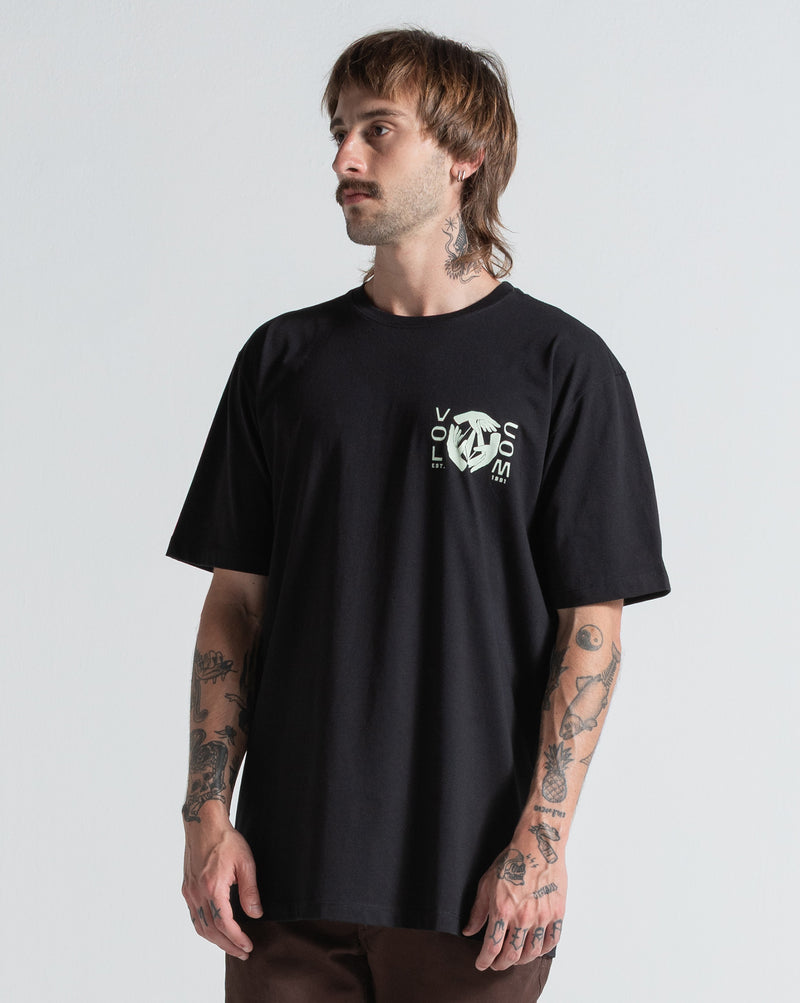 Camiseta Regular Volcom Handeling Preta