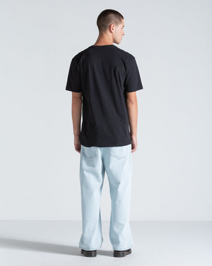 Camiseta Regular Volcom Ingrow Preta
