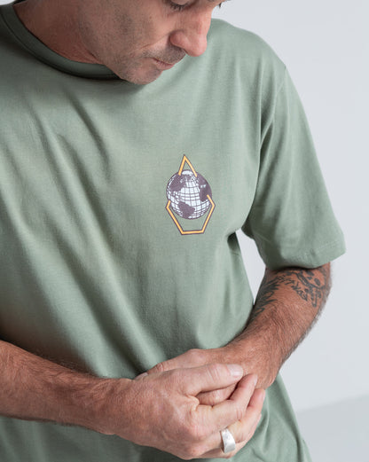 Camiseta Regular Volcom Earth tripper Verde Claro