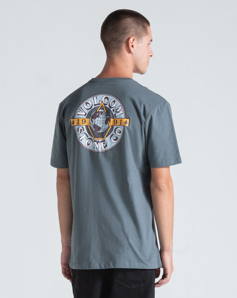 Camiseta Regular Volcom Earth Tripper Cinza Chumbo