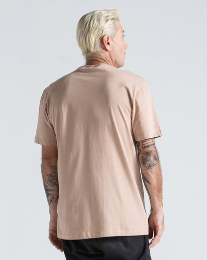 Camiseta Regular Volcom Exacto Bege