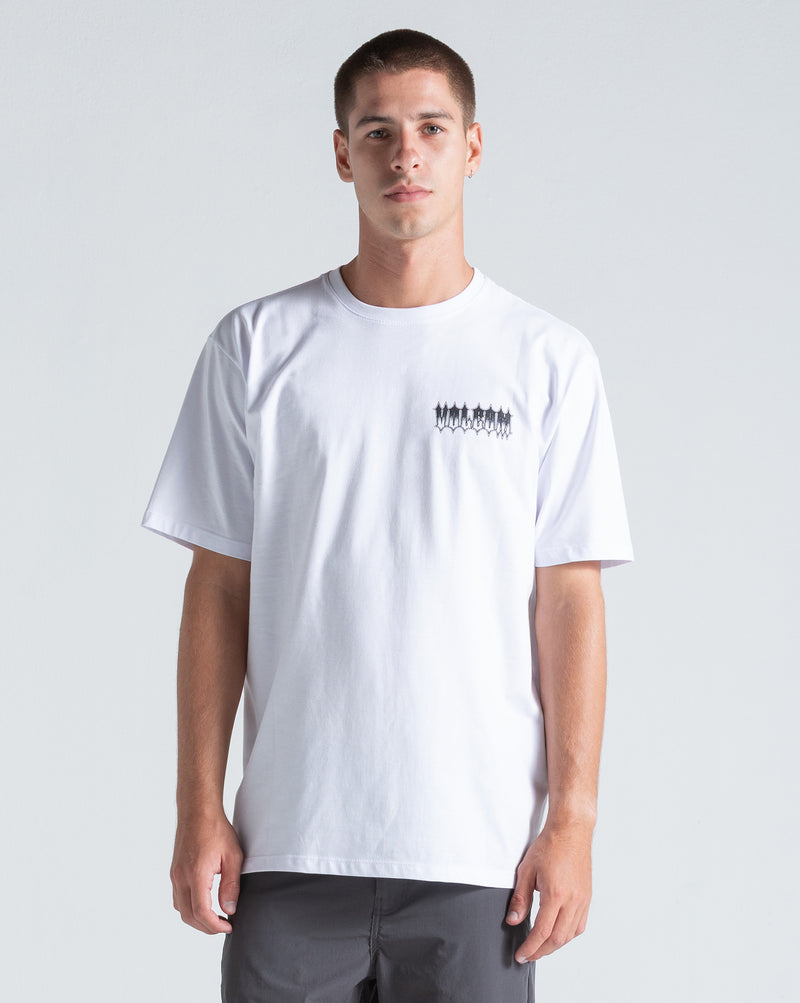 Camiseta Regular Volcom Gamma Doom Branca