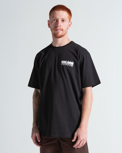 Camiseta Regular Volcom Gamma Doom Preta