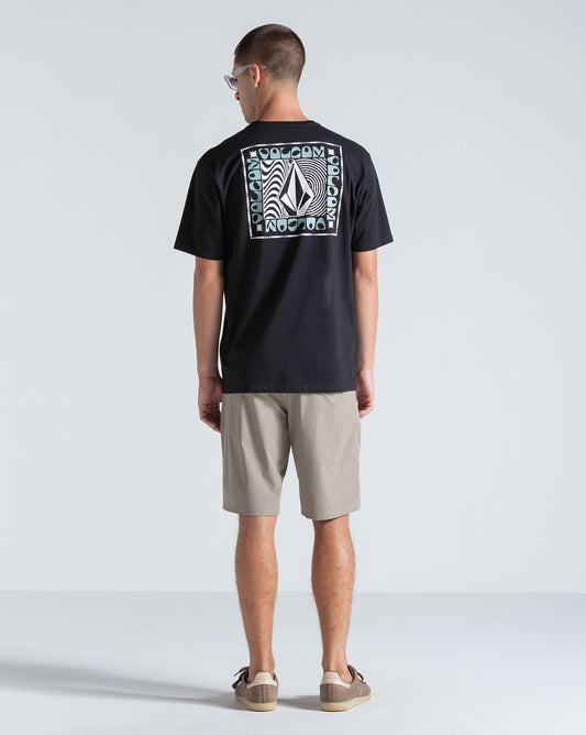 Camiseta Regular Volcom Wavy Train Preta