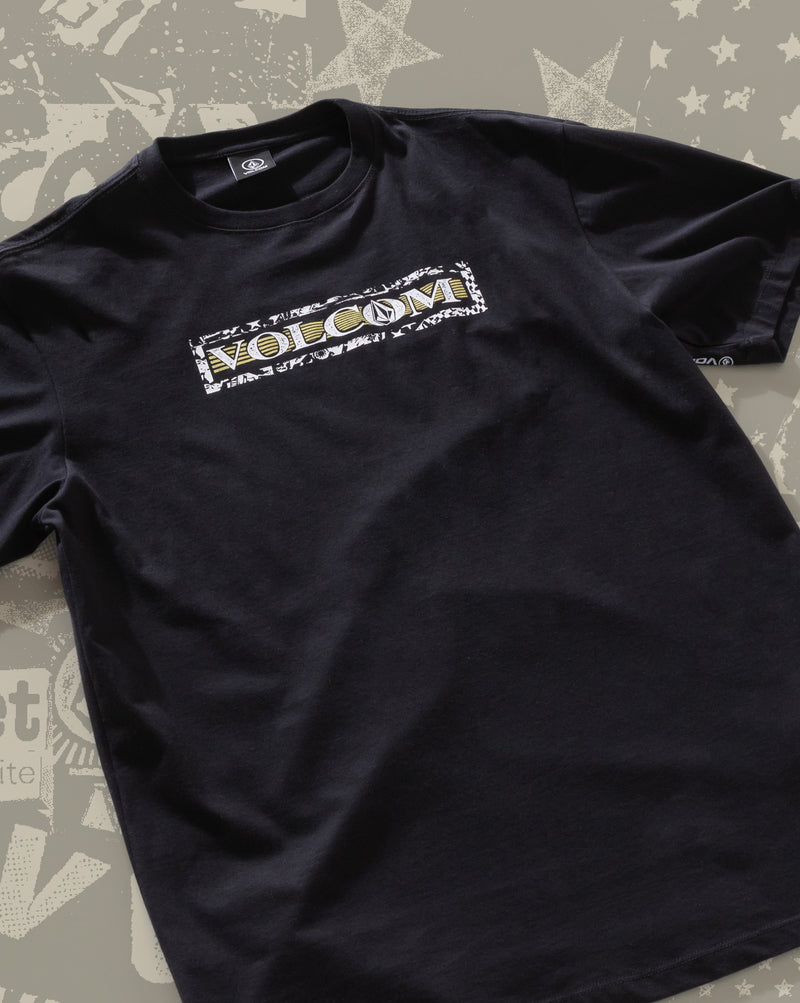 Camiseta Regular Volcom You Drain Preta