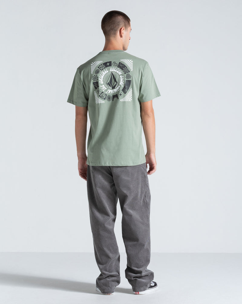 Camiseta Regular Volcom Round Out Verde Claro