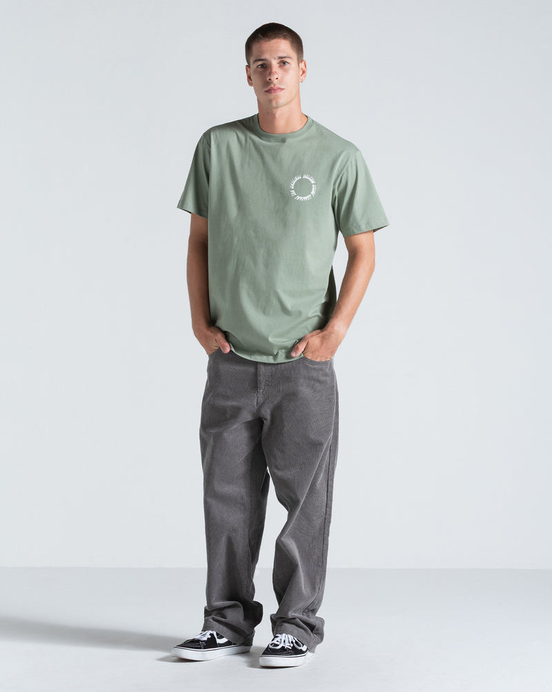 Camiseta Regular Volcom Round Out Verde Claro