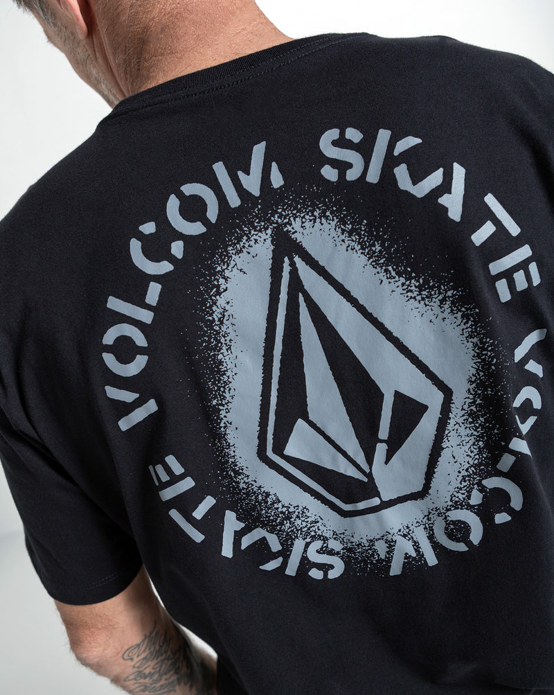 Camiseta Regular Volcom Skidder Preta