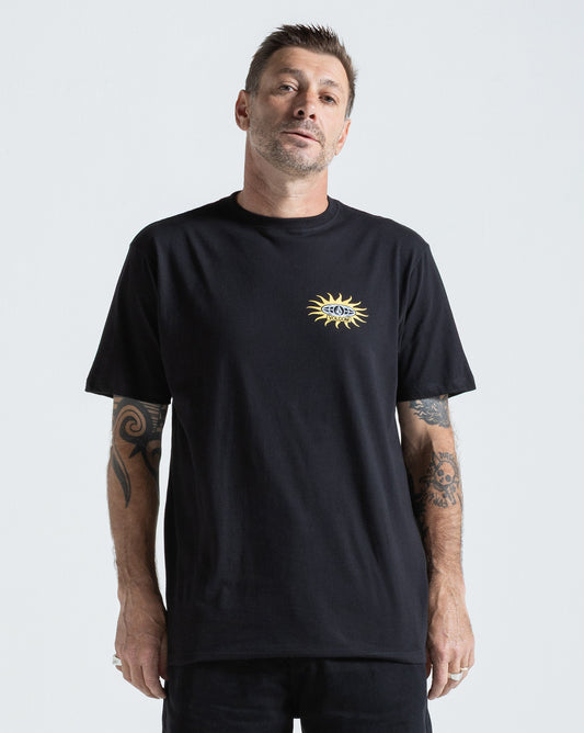Camiseta Regular Volcom Sunlog Preta