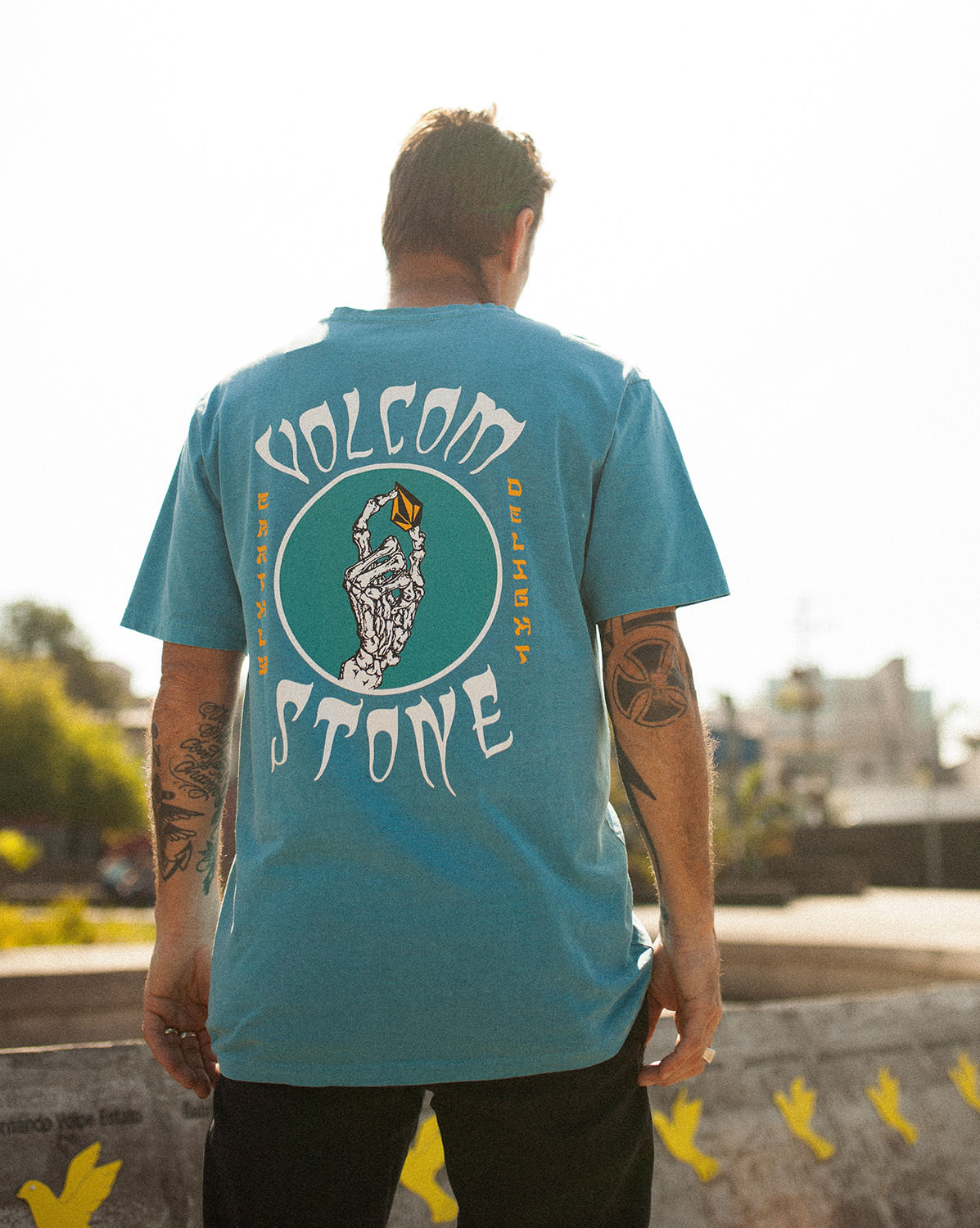 Camiseta Volcom Regular Stoneys Bone Azul