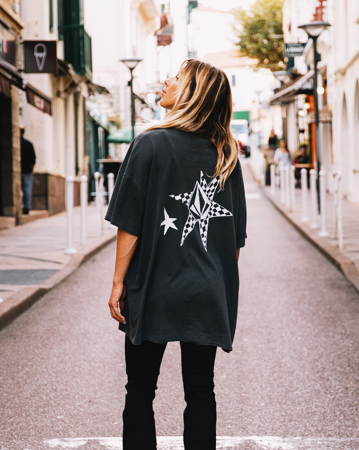 Camiseta Volcom Coco Ho My Guys Preta