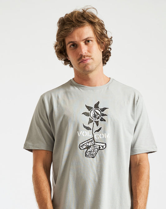 Camiseta Volcom Regular Stone Plant Cinza